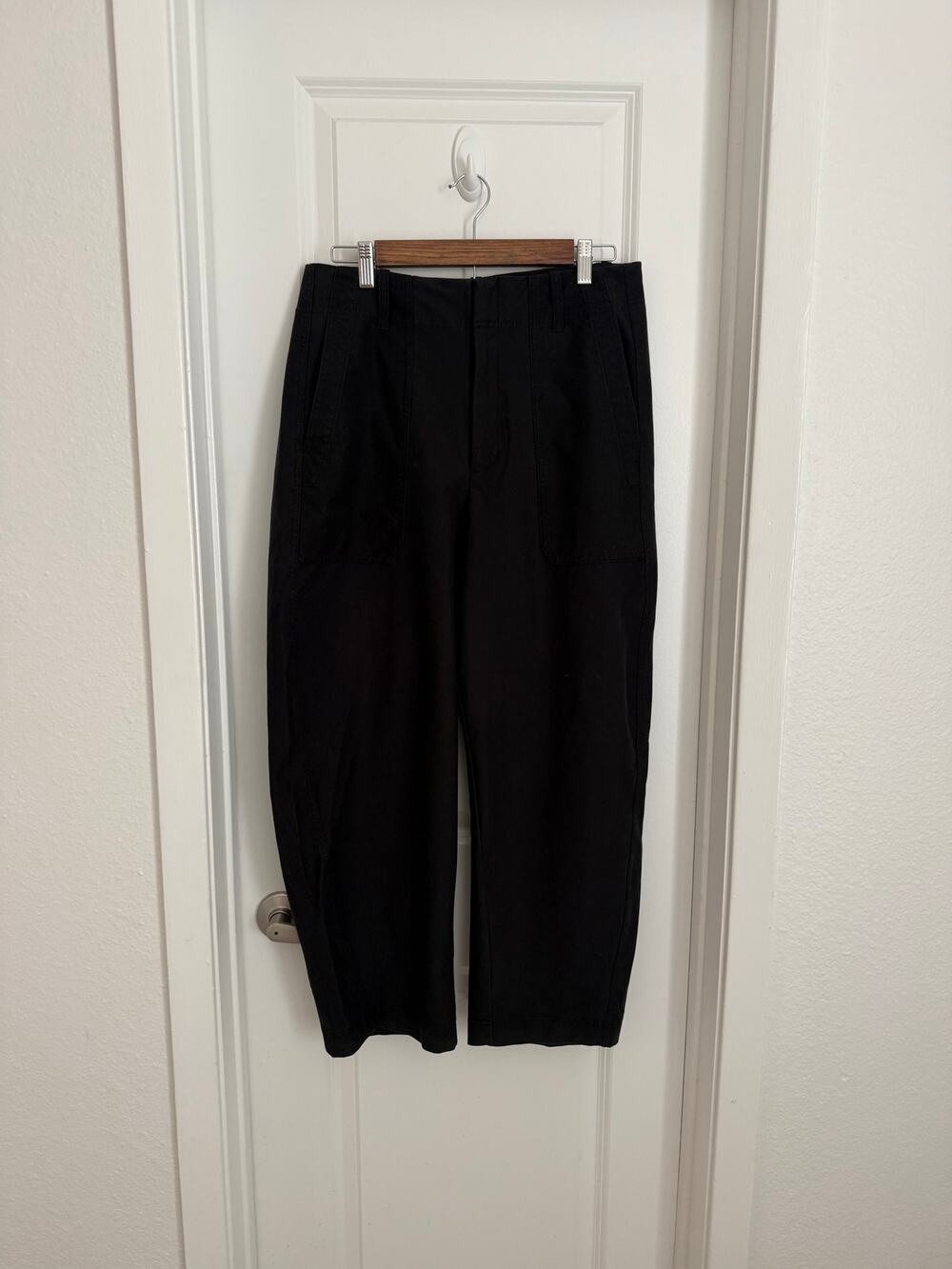 Athleta Skyline Barrel Leg Black Pants High Rise Comfy Trendy Pant